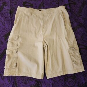 Airwalk Tan Cargo Shorts Lightweight Summer Essential Sz36